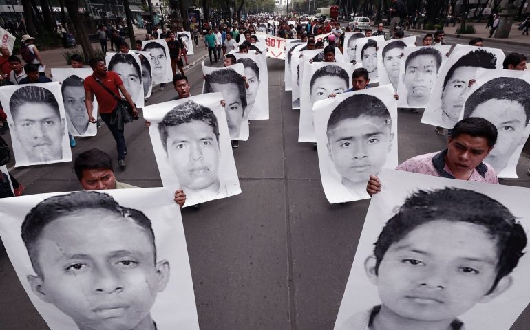 Antes de la desaparición de los 43 ya había una operación de inteligencia encubierta: GIEI