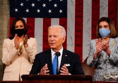 Biden urge al congreso aprobar una reforma migratoria que incluya ciudadanía a inmigrantes