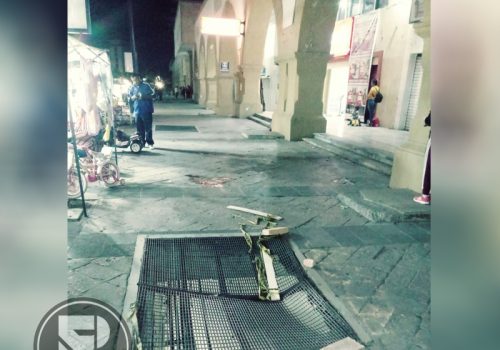 La Crítica Gráfica; Respiradero en mal estado