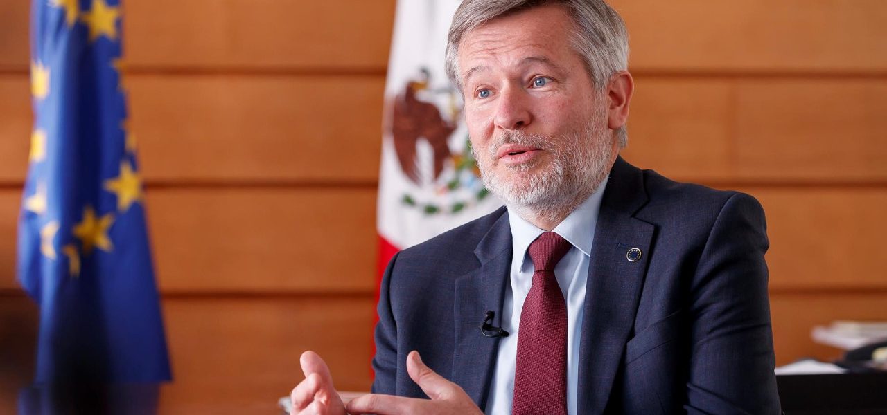 Asegura UE que no busca ninguna «polemica esteril» contra México tras señalamiento hacia periodistas