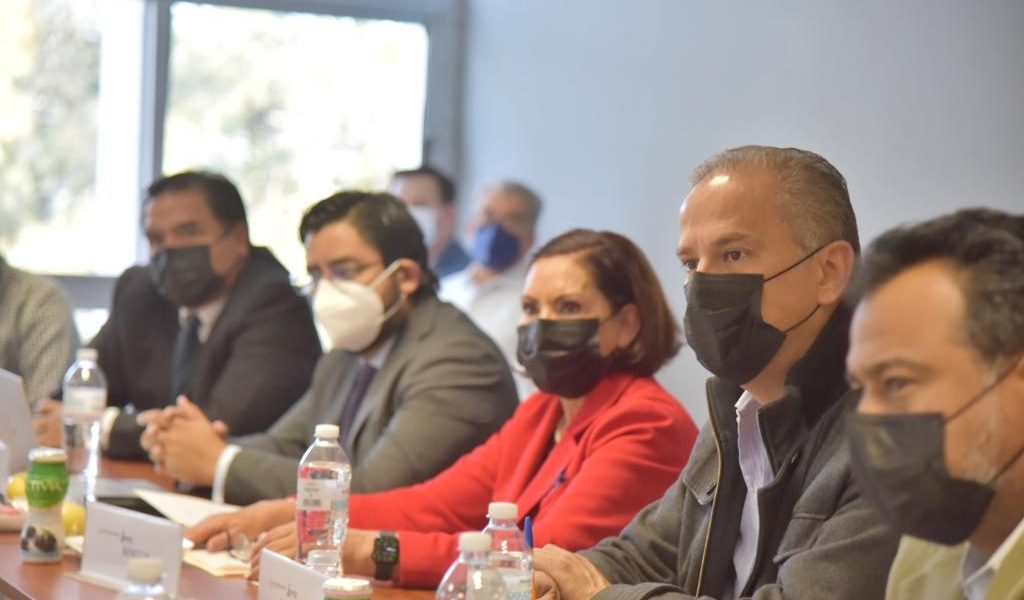 MÁS TRABAJO EN EQUIPO PARA JESÚS MARÍA
