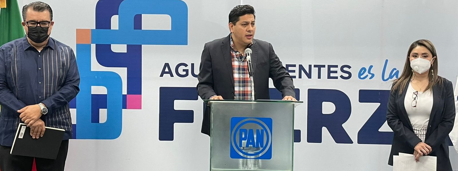 AGUASCALENTENSES MANIFIESTAN SU DESCONTENTO POR DESAPARICIÓN DE PROGRAMA DE ESCUELAS DE TIEMPO COMPLETO: JAVIER LUÉVANO NÚÑEZ