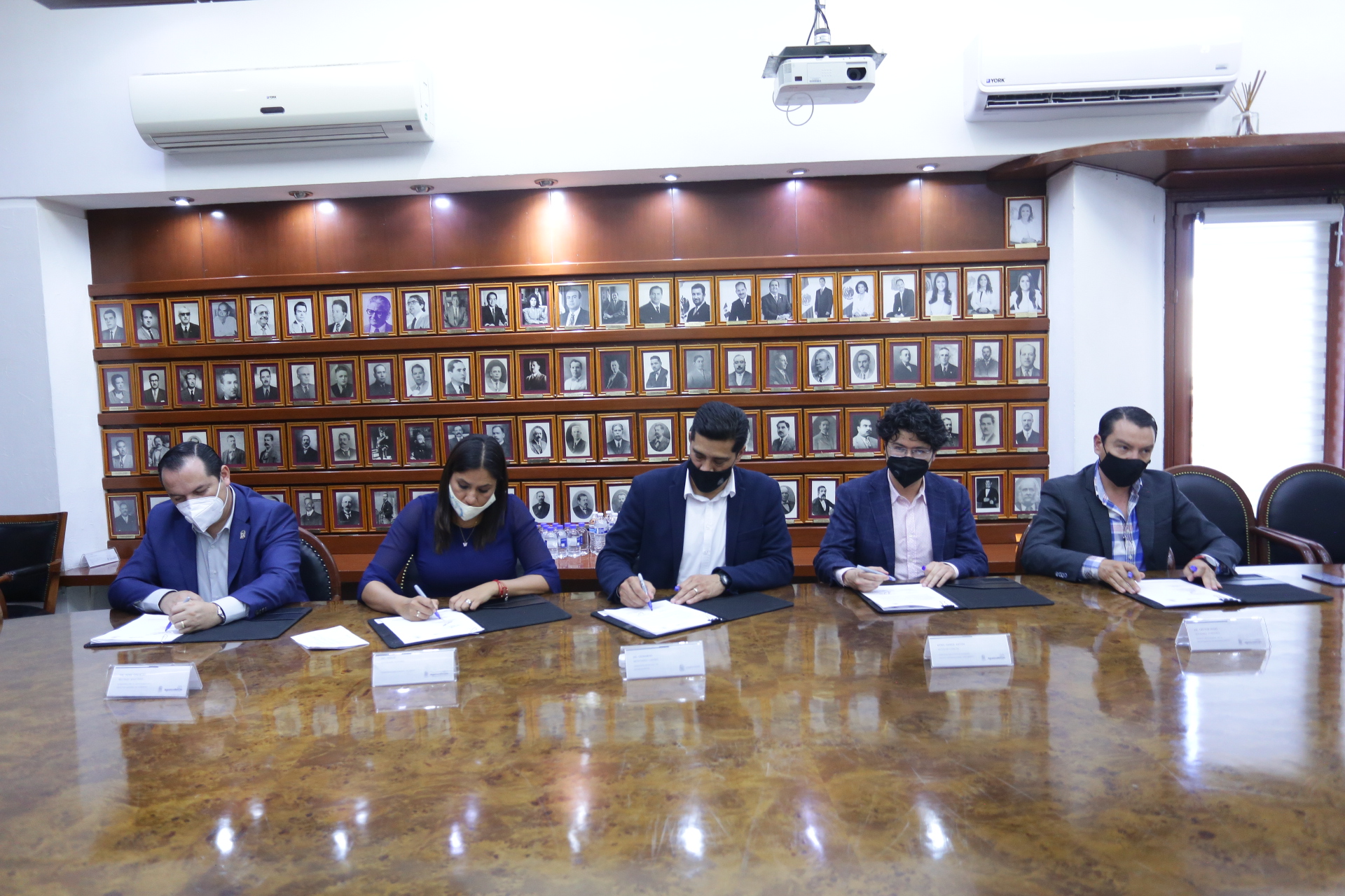 MUNICIPIO FIRMA CONVENIO DE COLABORACIÓN A FAVOR DE LA PROTECCIÓN ANIMAL CON LA ASOCIACIÓN CIVIL HUMANE SOCIETY INTERNATIONAL