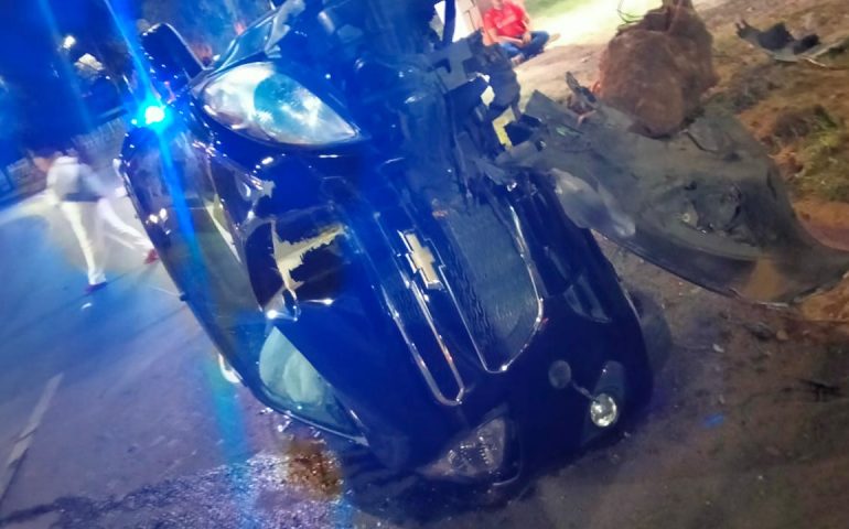JESÚS ESTANDO EBRIO CHOCÓ Y TERMINÓ VOLTEADO