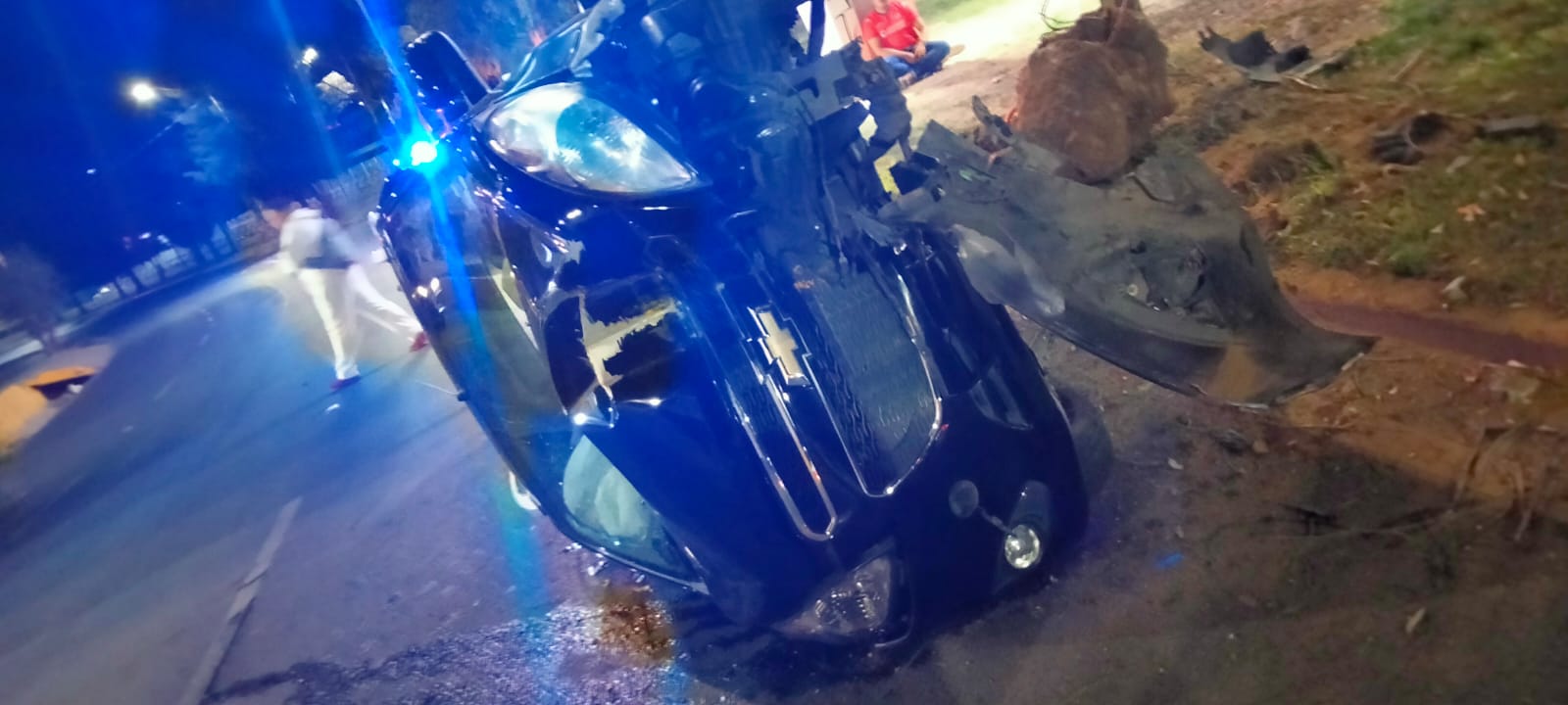 JESÚS ESTANDO EBRIO CHOCÓ Y TERMINÓ VOLTEADO