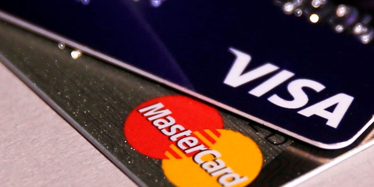 Visa y MasterCard suspenden sus operaciones en Rusia
