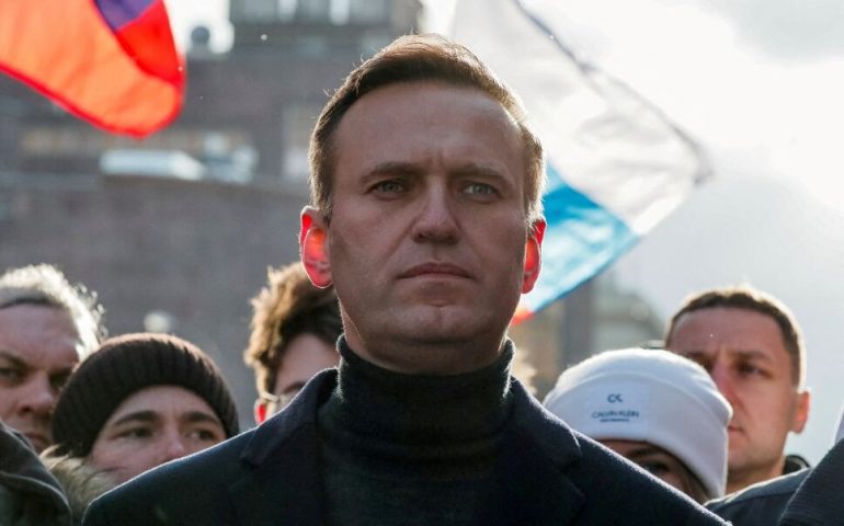Líder opositor ruso es sentenciado a otros 9 años de prisión
