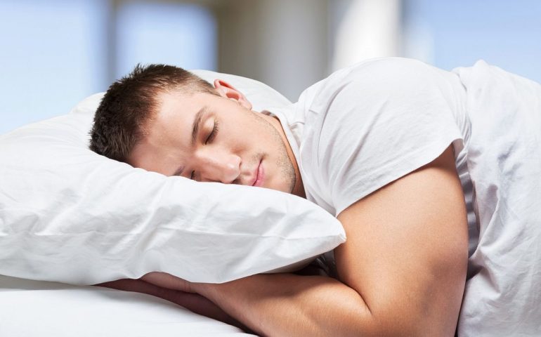 Exceso de siestas podrian indicar riesgo de demencia