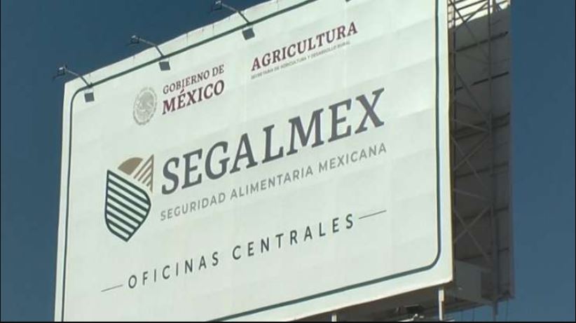 Detienen a exdirector de Asuntos Jurídicos de Segalmex por delitos de lavado de dinero y peculado.