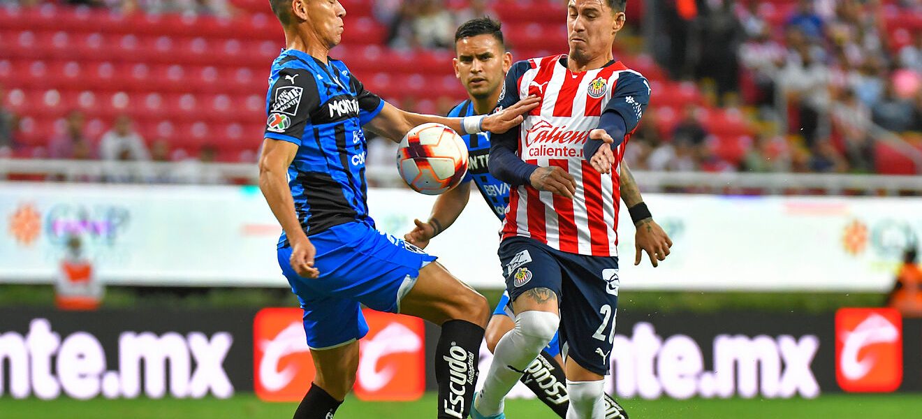 Se detiene el Chivas vs Monterrey por grito discriminatorio