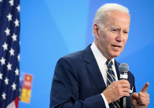 Biden confirma suspensión del programa quédate en México