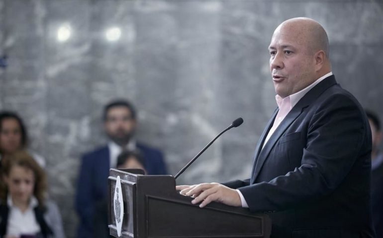 Alfaro convoca a marcha contra la Feria Internacional del Libro, denucia la UdeG