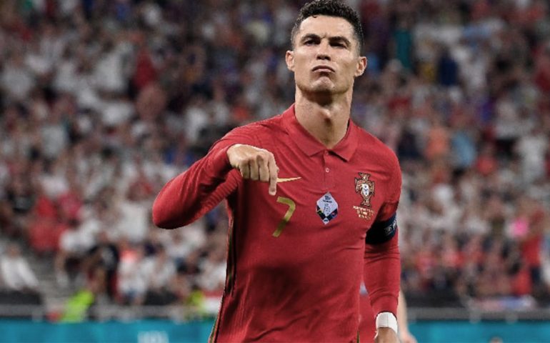 Cristiano Ronaldo se convierte en el primer futbolista que marca 5 goles en copas del mundo