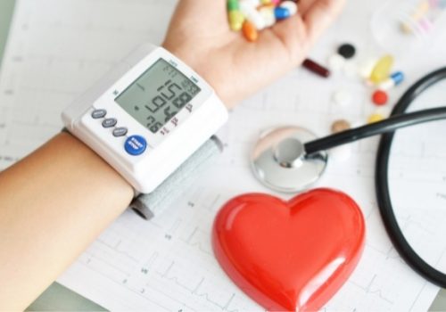 Esta popular bebida puede aumentar el riesgo de padecer hipertensión