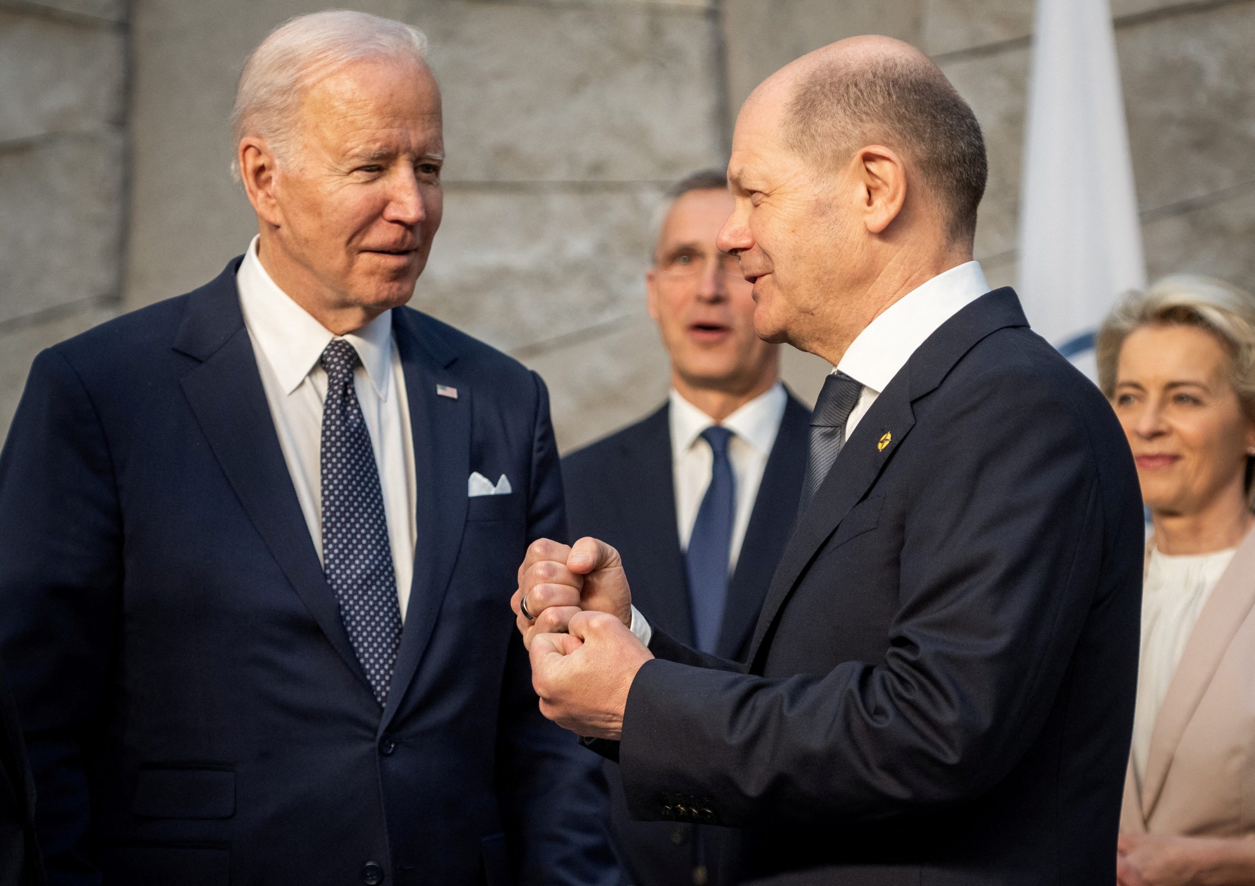 Joe Biden y Olaf Sholz califican de irresponsables las amenazas nucleares de Rusia