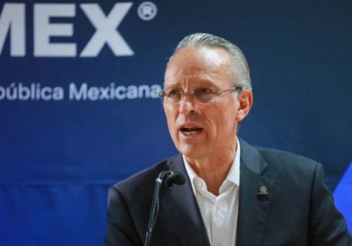 «Abrazos no balazos» no sirve, Coparmex exige a AMLO que devuelvan la paz a México