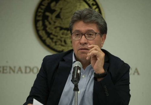 Ricardo Monreal reconoce que solo sigue en Morena por AMLO