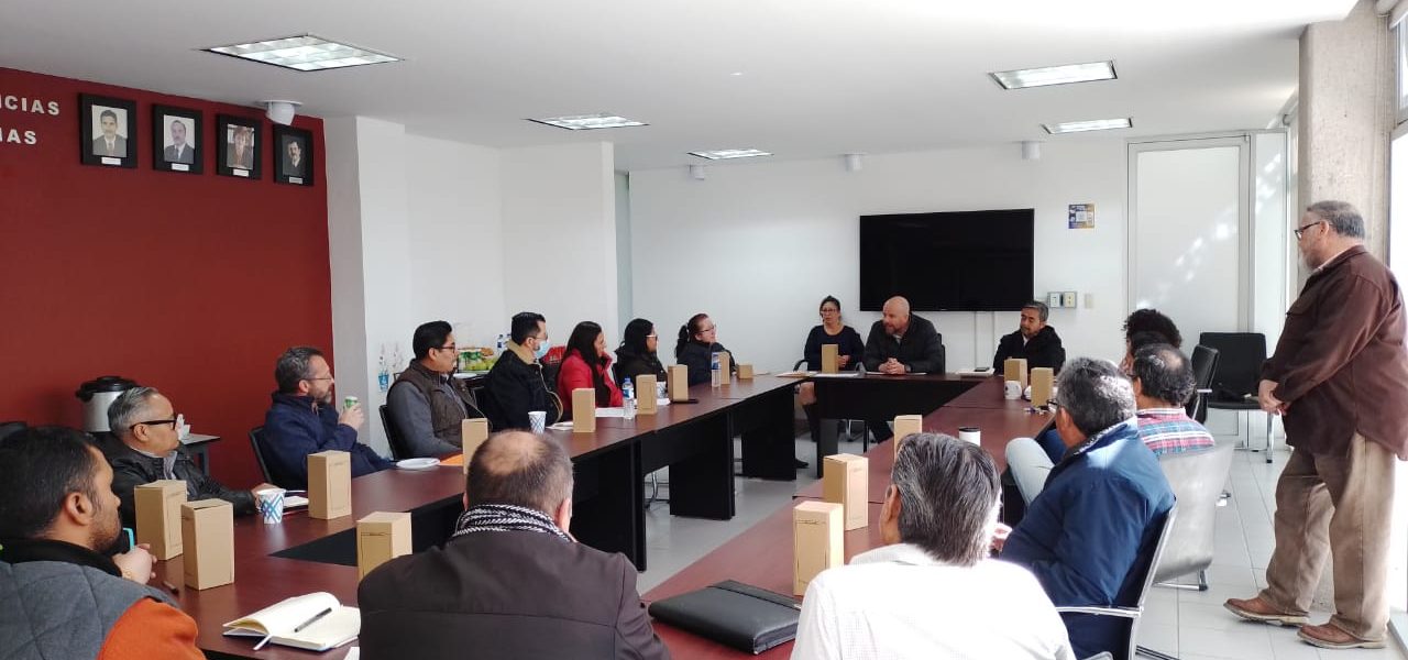 BUSCA ACIUAA CONSERVAR CONTRATO COLECTIVO DE TRABAJO