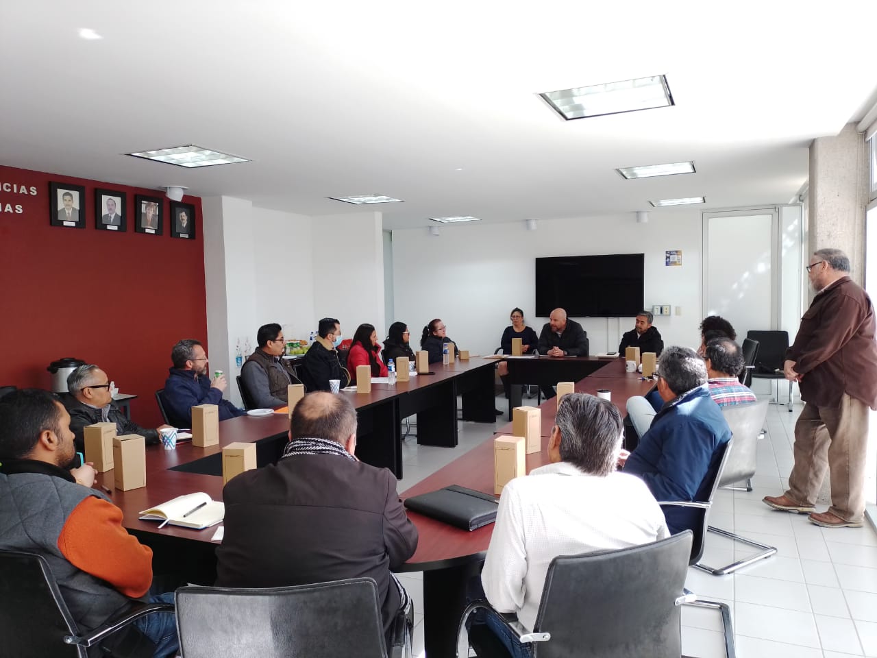 BUSCA ACIUAA CONSERVAR CONTRATO COLECTIVO DE TRABAJO