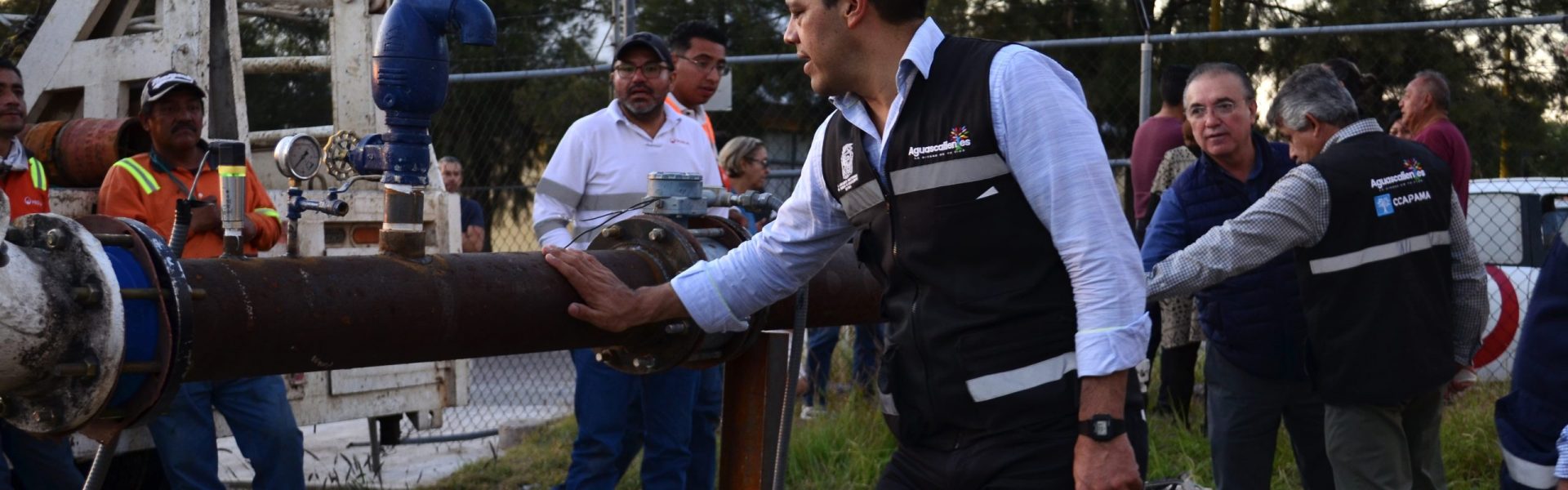 ARRANCA LEONARDO MONTAÑEZ OBRA DE NUEVO POZO EN LOMAS DEL SUR Y SE TRABAJA PARA MEJORAR EL SERVICIO EN EL OJOCALIENTE III