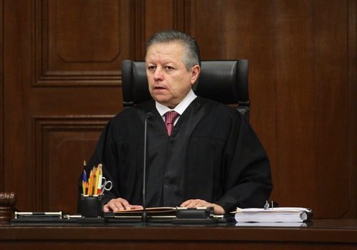 SCJN retira restricción a funcionarios para trabajar en empresas privadas