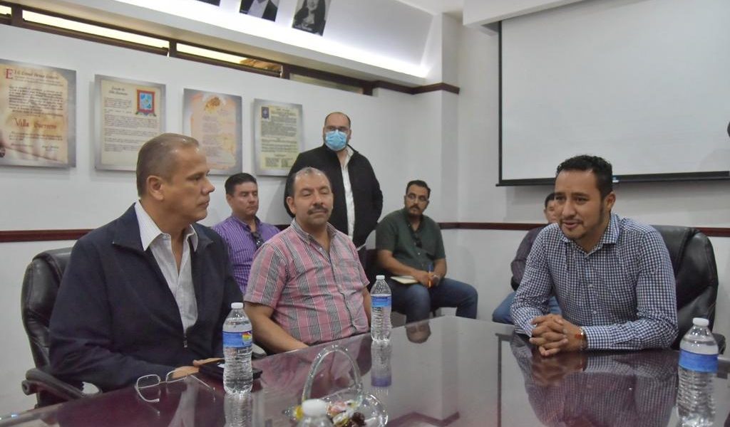 AUTORIDADES DE JESÚS MARÍA VISITAN MODELOS DE RASTROS MUNICIPALES