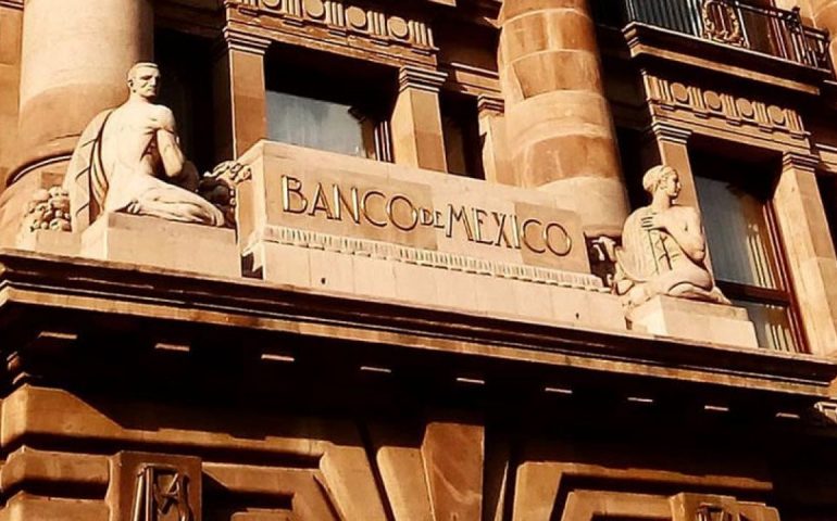 Banxico dejará sin cambio la tasa en 11.25% y la mantendrá hasta enero