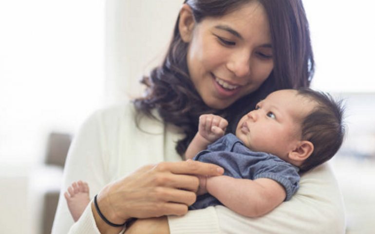 Apoyo para madres y padres solteros, ve como obtenerlo