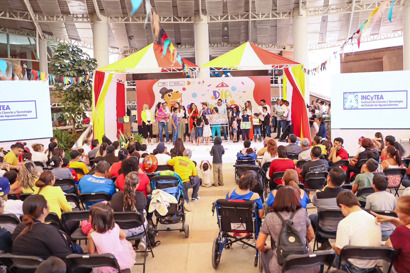 CON UN MAGNO EVENTO FESTEJA TERE JIMÉNEZ A NIÑAS Y NIÑOS EN SU DÍA