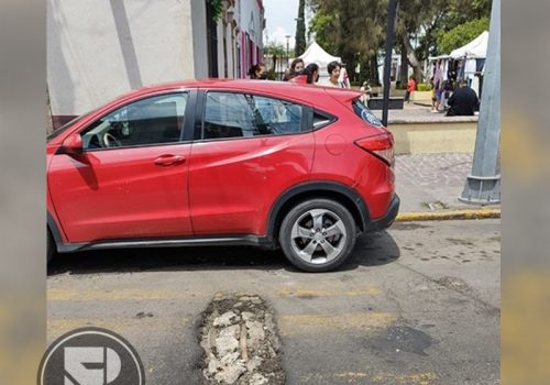 La Crítica Gráfica: Advertencia de crecimiento de bache