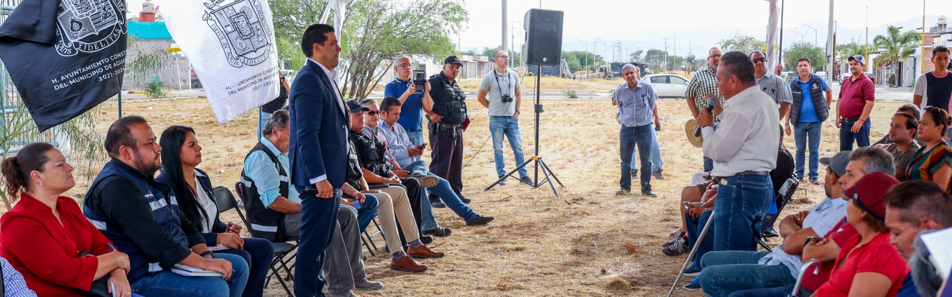ENCABEZA LEO MONTAÑEZ «PRESIDENTE EN TU COLONIA» EN FRACCIONAMIENTO LA CASITA PARA DAR SOLUCIÓN A SUS NECESIDADES