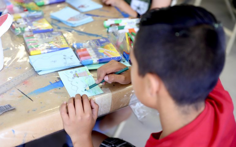 INVITA TERE JIMÉNEZ A LOS TALLERES Y SERVICIOS GRATUITOS QUE OFRECE LA CASA DEL ADOLESCENTE