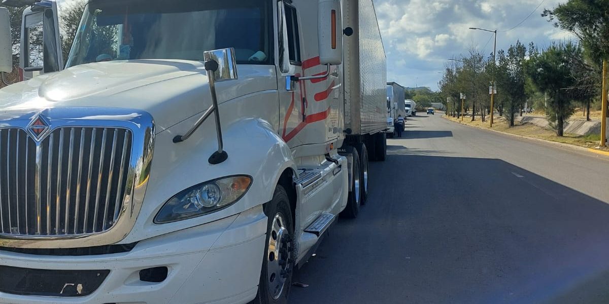 SANCIONA VIALIDAD DE JM A TRÁILERS QUE TRANSITAN EN VIAS NO AUTORIZADAS