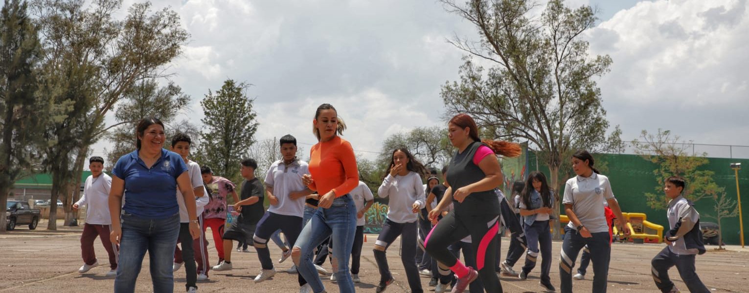 CELEBRAN EL DÍA DEL ESTUDIANTE EN JM