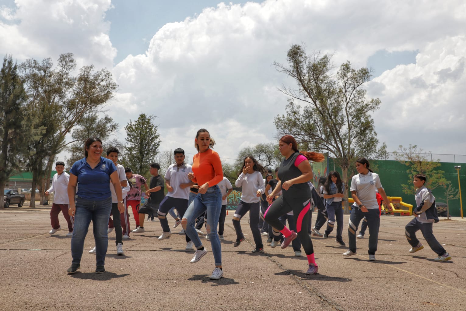 CELEBRAN EL DÍA DEL ESTUDIANTE EN JM