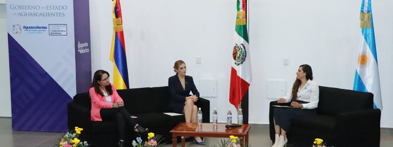 LA UNIVERSIDAD DE LA POLICÍA Y CIENCIAS DE LA SEGURIDAD LLEVA A CABO CONFERENCIAS Y ACTIVIDADES DIRIGIDAS A MUJERES POLICÍAS