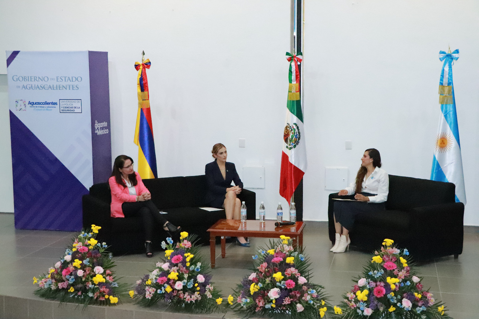 LA UNIVERSIDAD DE LA POLICÍA Y CIENCIAS DE LA SEGURIDAD LLEVA A CABO CONFERENCIAS Y ACTIVIDADES DIRIGIDAS A MUJERES POLICÍAS