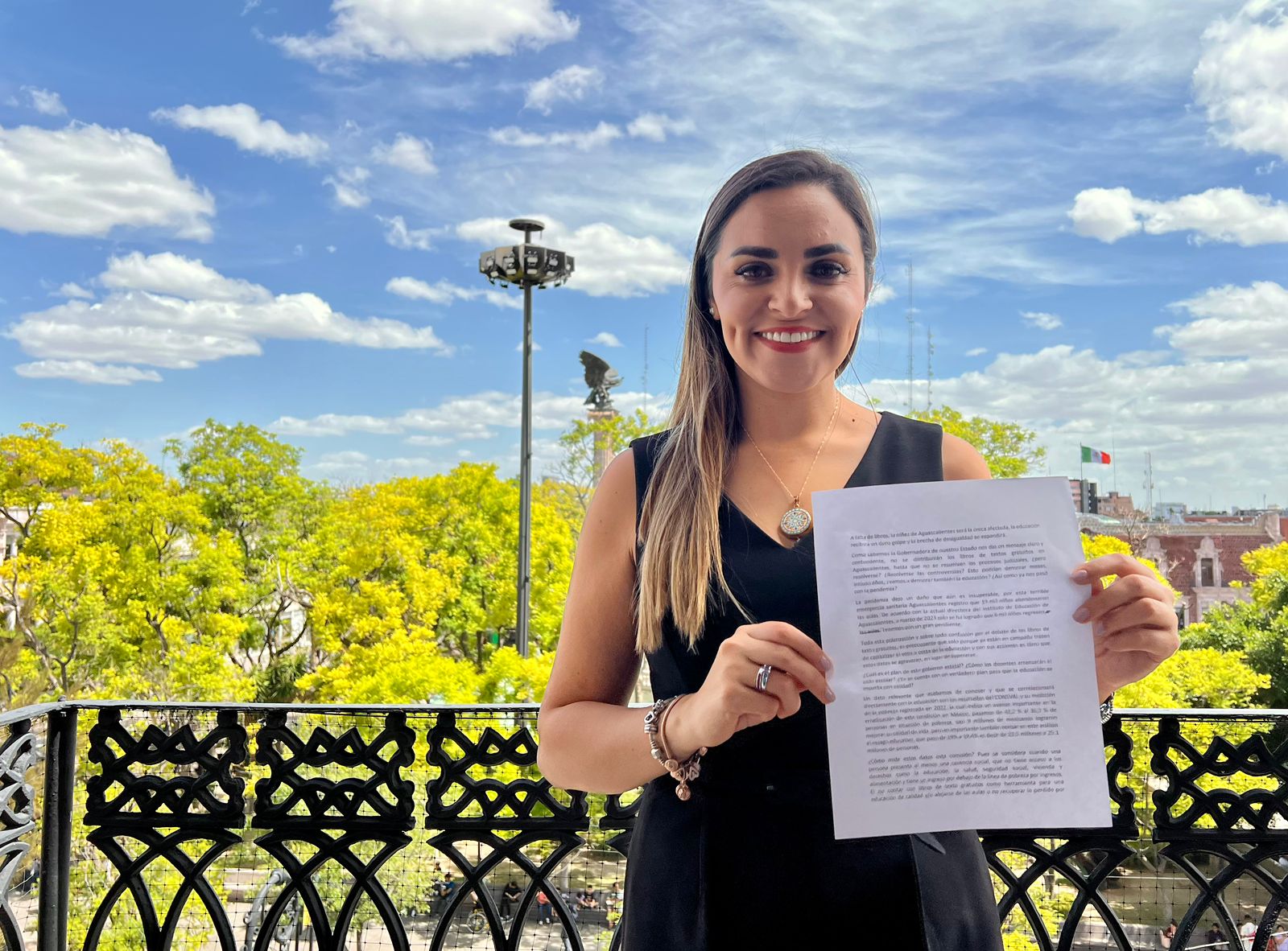 ANA GÓMEZ CALZADA SE POSICIONA CON DATOS DUROS SOBRE LOS LIBROS DE TEXTO GRATUITO Y LA POBREZA EN MÉXICO