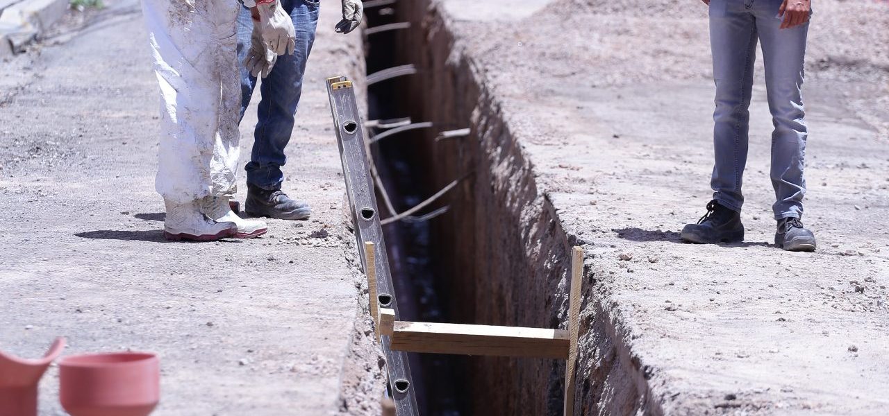 LEONARDO MONTAÑEZ PUSO EN MARCHA REHABILITACIÓN DE ALCANTARILLADO SANITARIO EN EL CENTRO DE LA CIUDAD