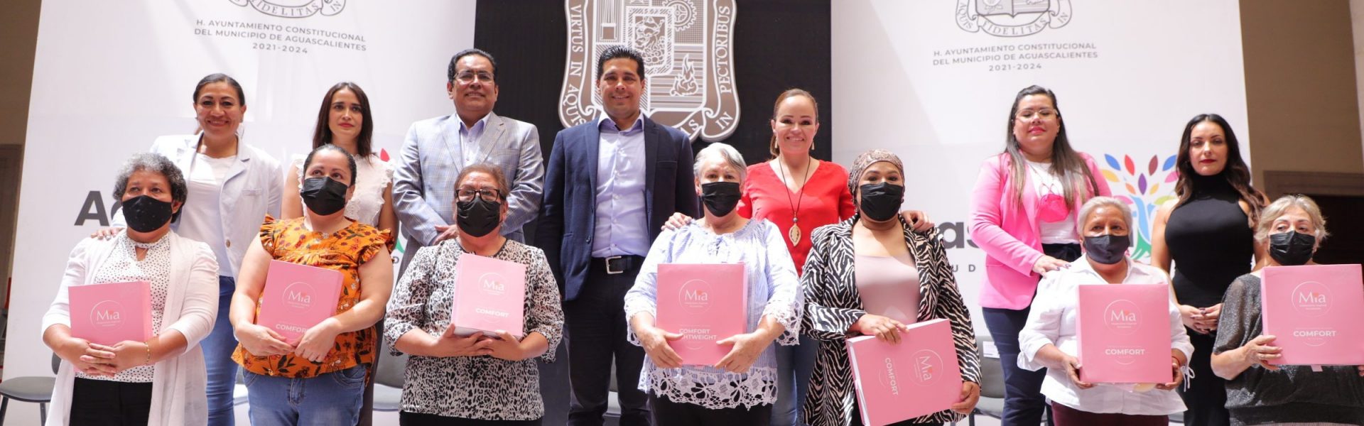 MUNICIPIO Y FUNDACIÓN CAMBIANDO UNA VIDA ENTREGAN PRÓTESIS EXTERNAS DE SENO