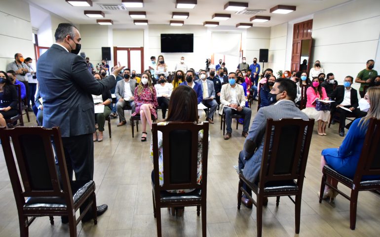 ENTREGAN NOMBRAMIENTOS A TITULARES DE LAS UNIDADES DE TRANSPARENCIA DEL MUNICIPIO DE AGUASCALIENTES