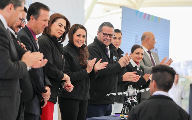 NUESTROS JÓVENES SALDRÁN PREPARADOS PARA BRILLAR EN CUALQUIER PARTE DEL MUNDO; SUEÑEN EN GRANDE Y NO LE TEMAN A NADA: TERE JIMÉNEZ