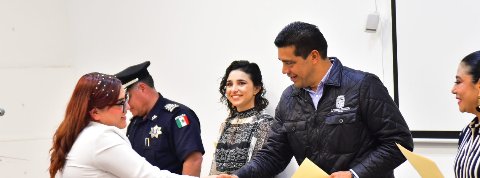 PERSONAL DE LA SECRETARÍA DE SEGURIDAD PÚBLICA SE GRADUÓ DE BACHILLERATO