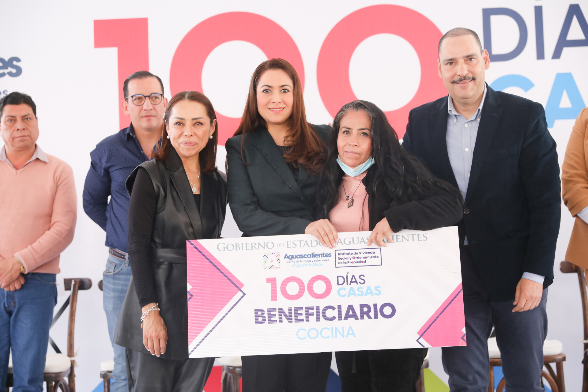 PONE EN MARCHA TERE JIMÉNEZ PROGRAMA DE VIVIENDA PARA TRABAJADORES SIN SEGURIDAD SOCIAL