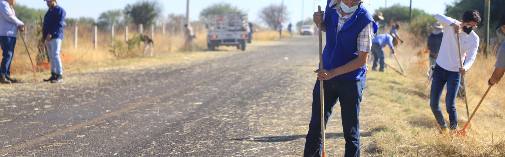 REALIZÓ MUNICIPIO JORNADA DE LIMPIEZA Y RECUPERACIÓN DE ESPACIOS PÚBLICOS EN LA CARRETERA A SANDOVALES