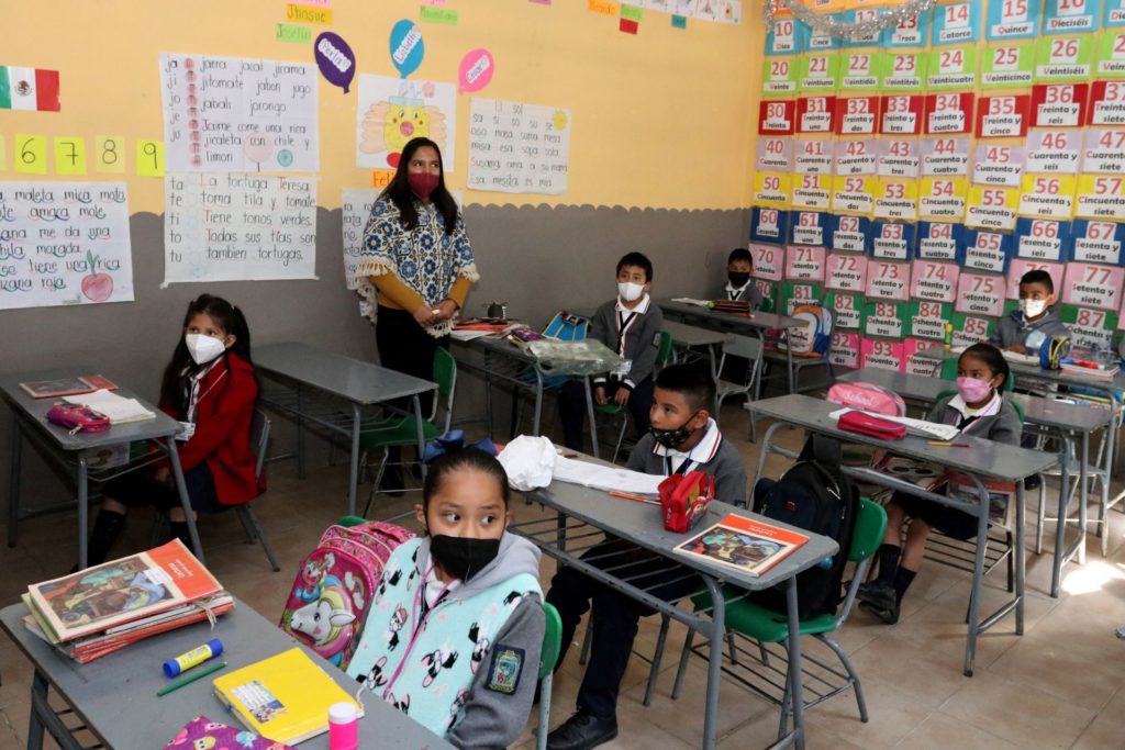 Juez concede suspensión a la eliminación de los grados escolares en la SEP