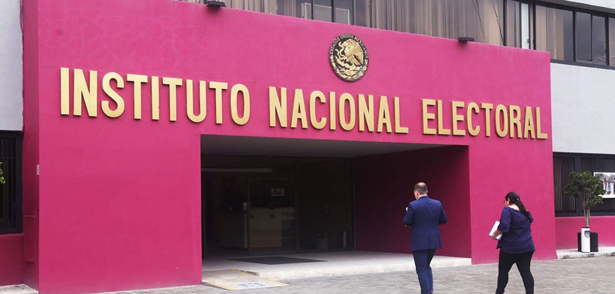 Suprema Corte admite controversia del INE contra recorte presupuestal