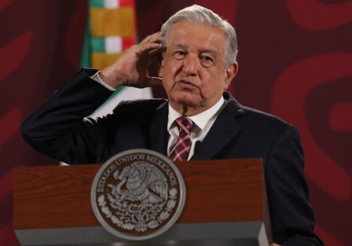 Esta es la lista de productos de la canasta básica que busca homologar AMLO