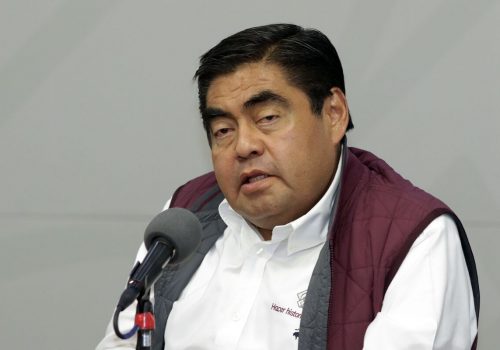 «Me la robaron pero los castigó Dios» la incauta frase de Miguel Barbosa tras la muerte de Erika Alonso por la candidatura de Puebla