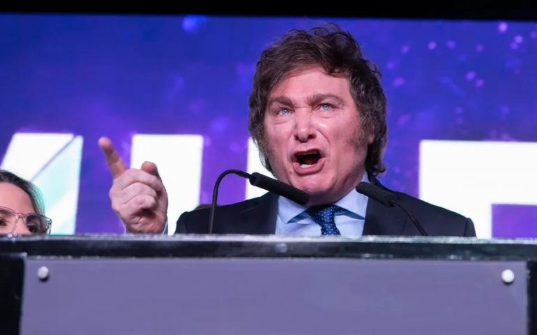 Sorpresiva victoria de Javier Milei en elecciones primarias en Argentina